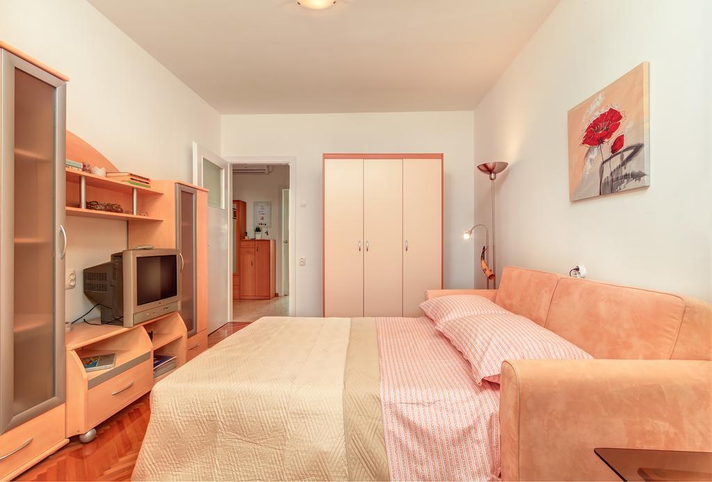 Apartment Barbaresko Split Buitenkant foto